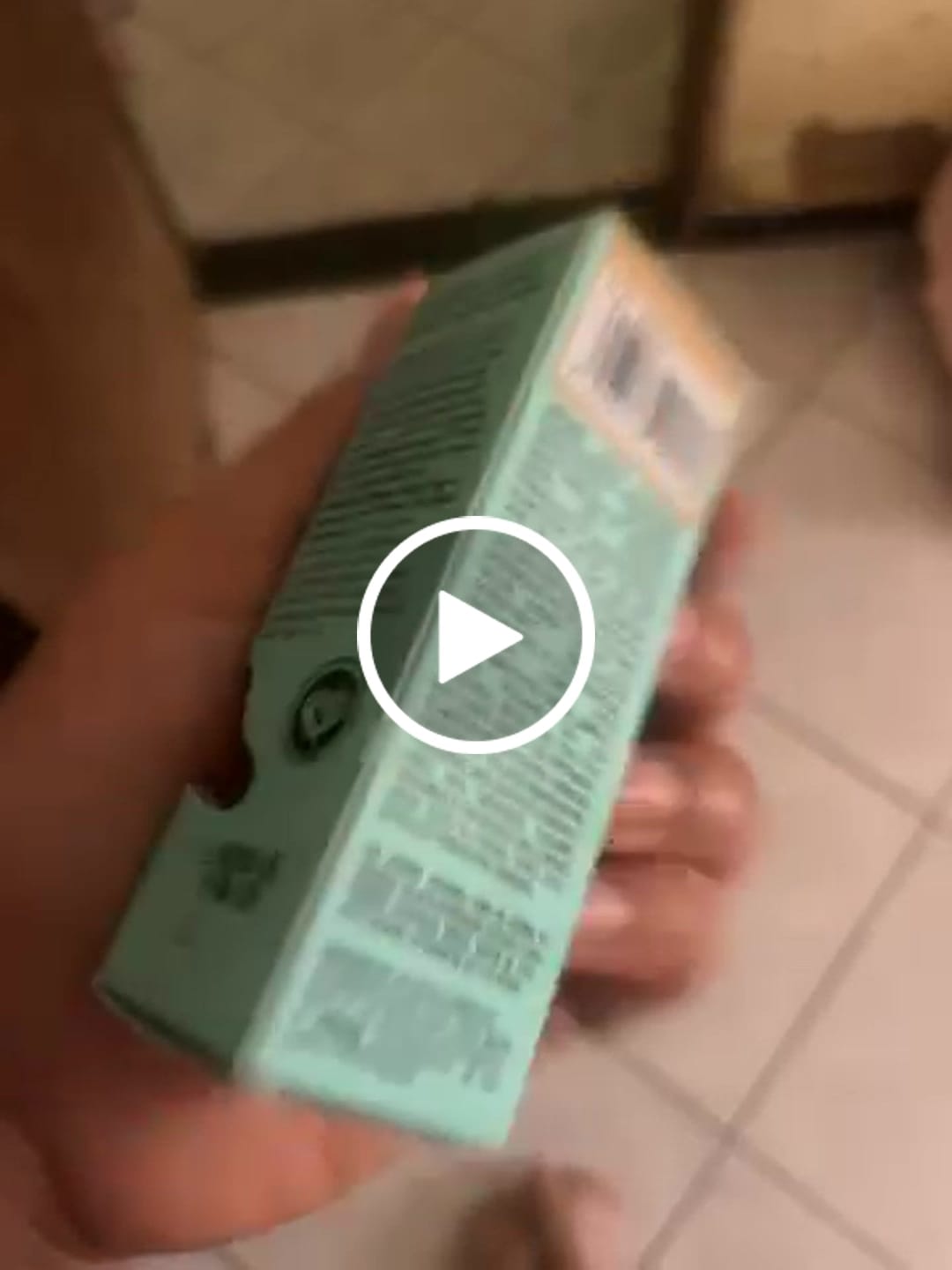 Customer video review of Base Líquida FIX - Vizzela
