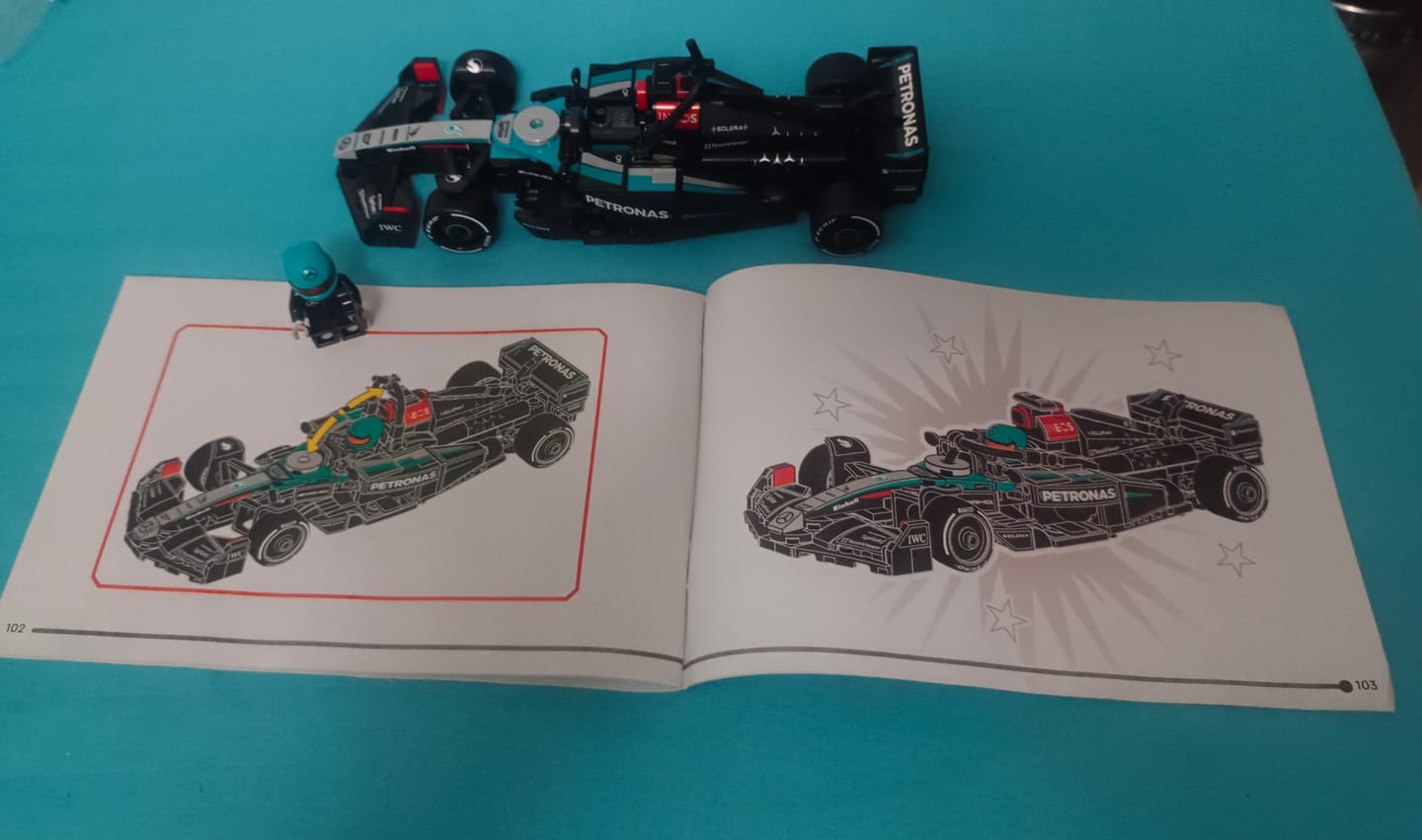 Customer photo review of AUTO DE CARRERAS DEL EQUIPO APXGP DE F1®: LA PELÍCULA