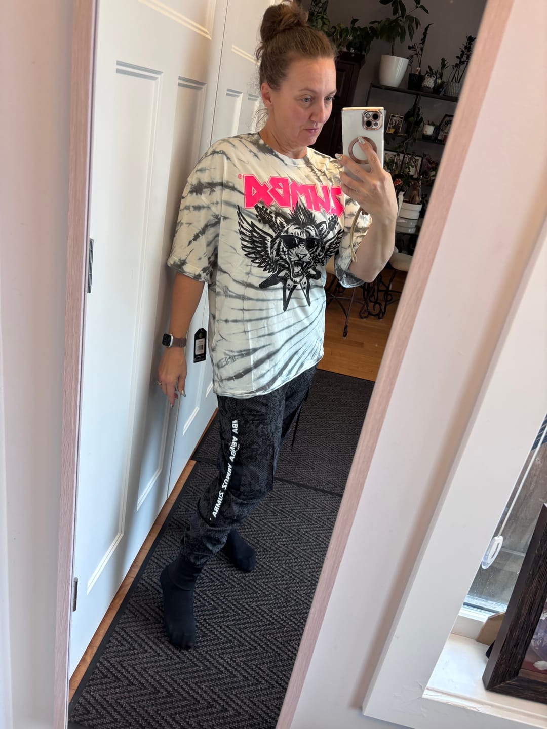 Customer photo review of Rock 'n' Roll Oversized Drop Shoulder Tee