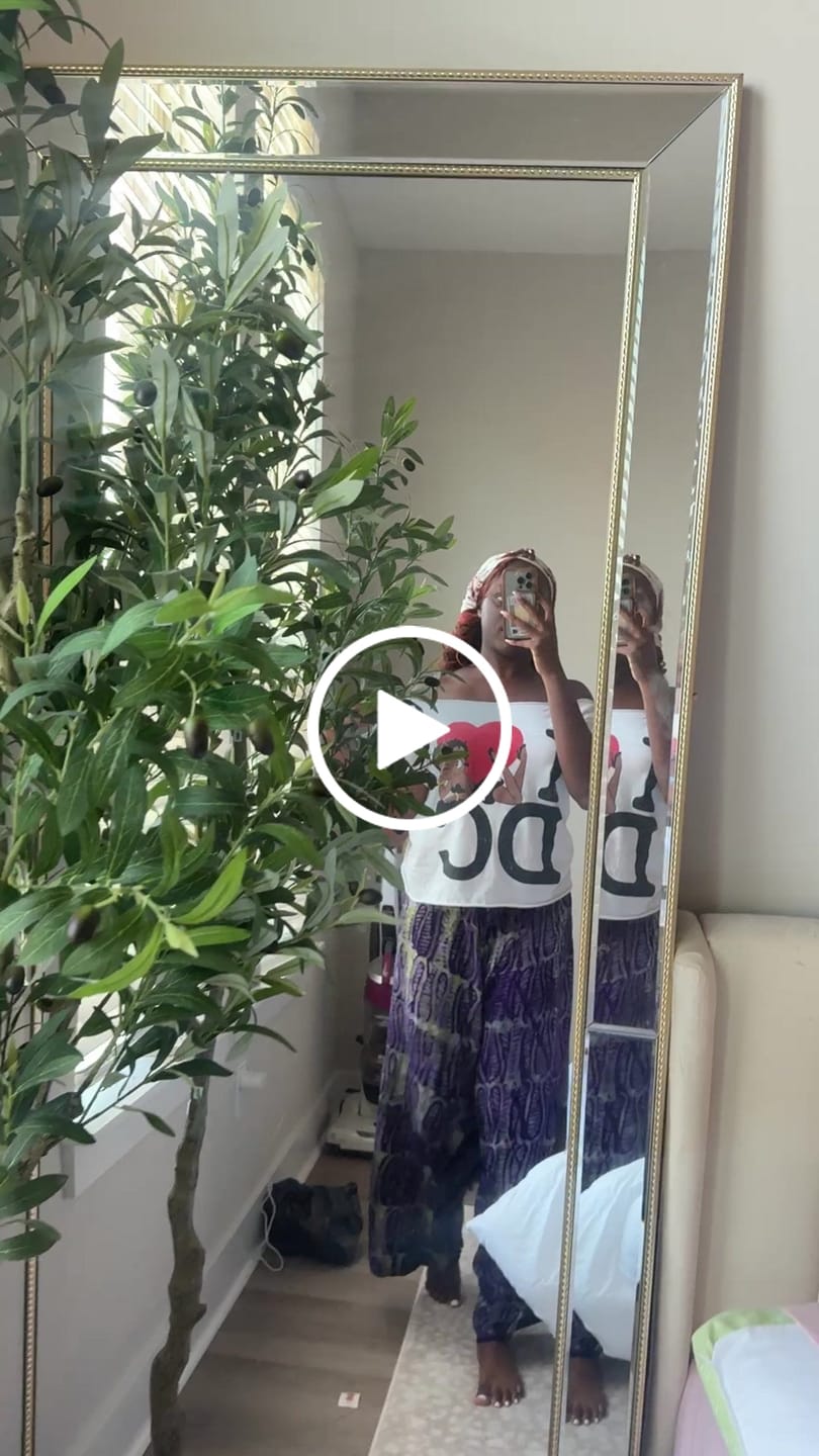 Customer video review of I <3 DC ONE SHOULDER TOP