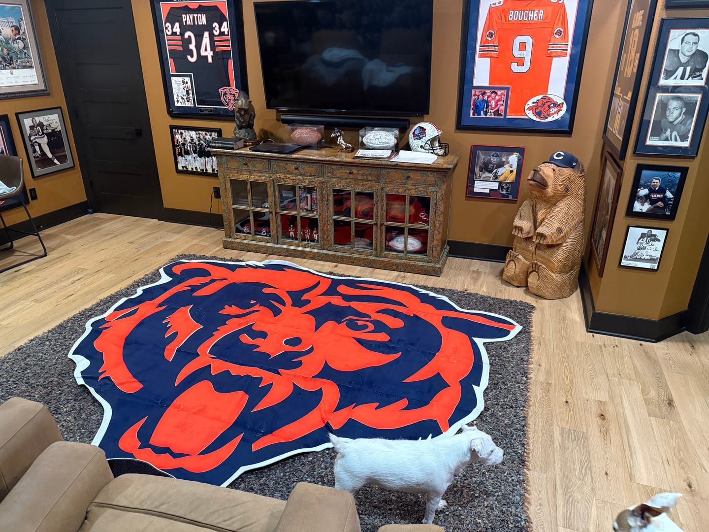 Customer photo review of Chicago Bears Logo Rug