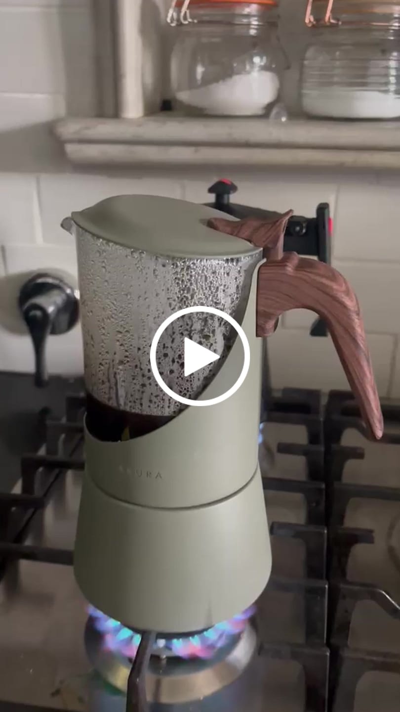 Customer video review of Cafetera Moka Sakura Nordik