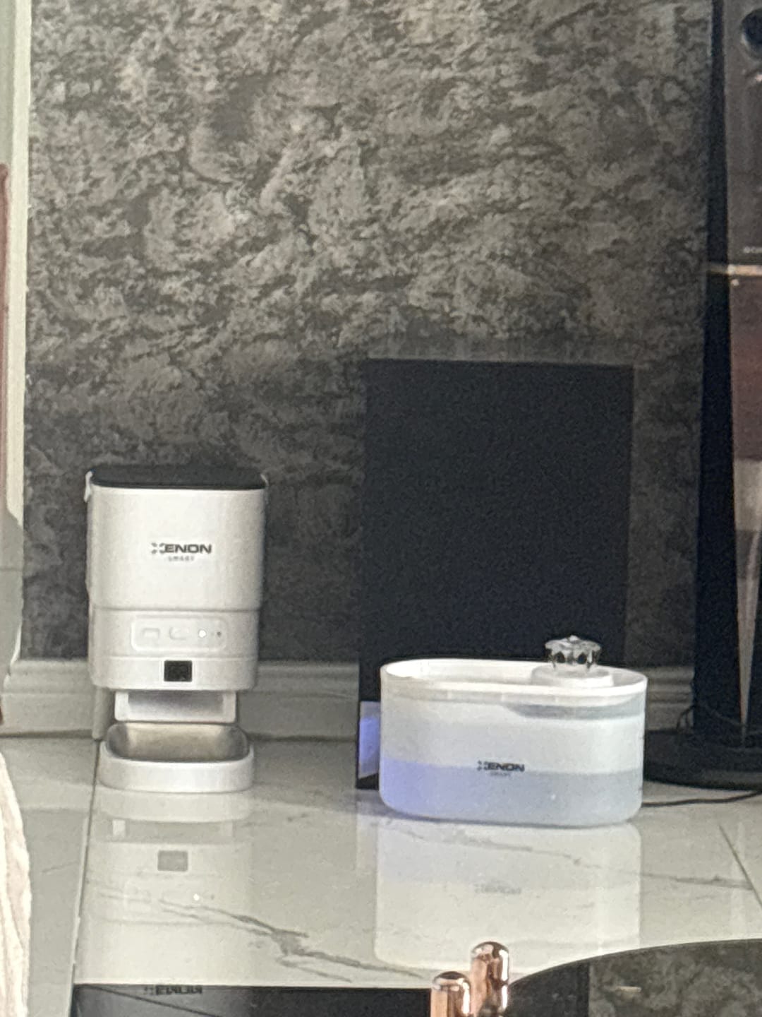 Customer photo review of Akıllı Mama Kabı (Kameralı) | 1080p, 4L, Mobil Kontrol, Çelik Kase, Gece Görüş (X8614)