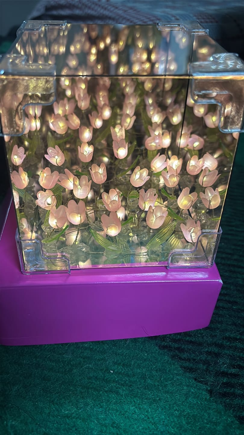 Customer photo review of Lampara Jardin Infinito De Flores Tulipanes Veladora