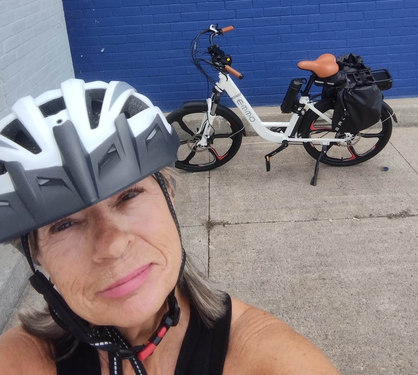 Customer photo review of EMMO Pro 2.0 Display Bracket Electric Bike Part