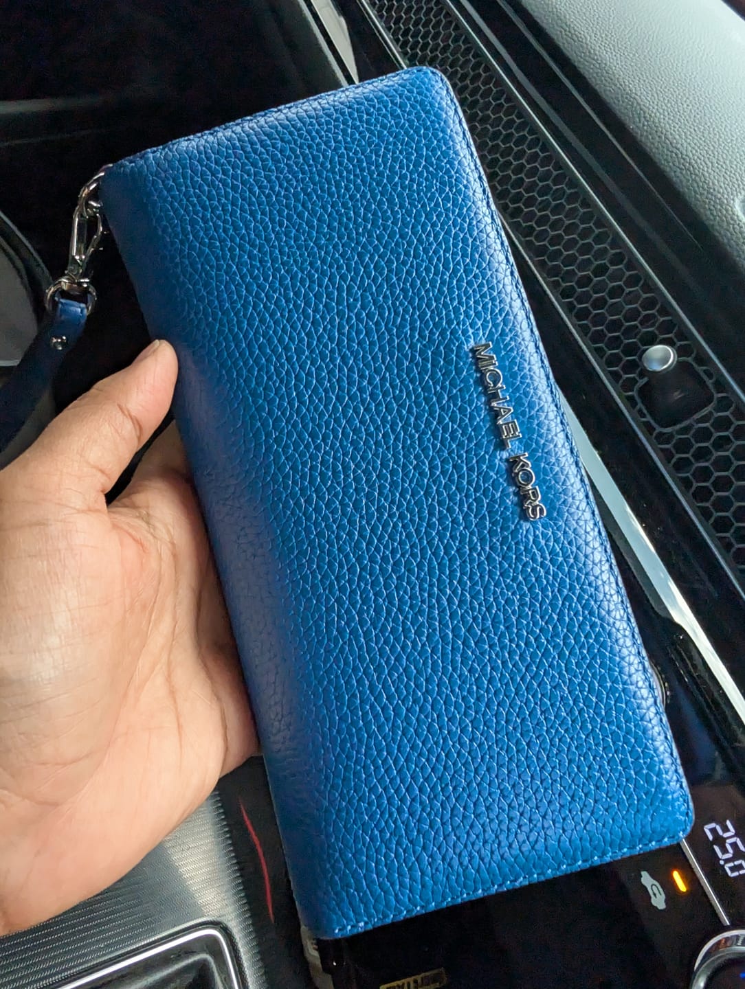 Customer photo review of Michael Kors Large Pebbled Leather Continental Wallet In Galaxy Blue 35F7STVE7L