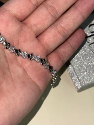 Customer photo review of 925 Silver Mouse Shape VVS Moissanite Tennis Bracelet