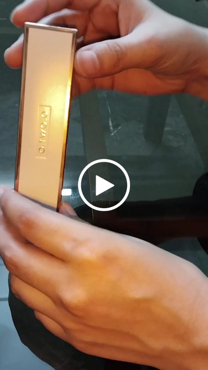 Customer video review of O.TWO.O GLOW LIFT LIGHT SHADOW CONTOUR STICK