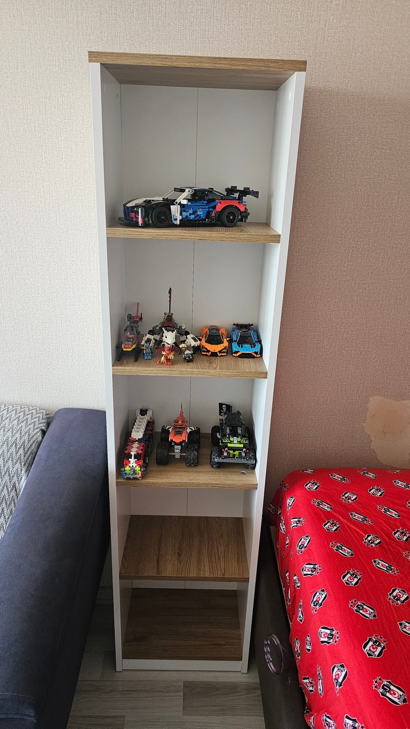 Customer photo review of Rani HC111 Kitaplık 5 Raflı Çalışma Odası Kütüphane Modern Duvar Rafı Beyaz - Sepet Ceviz