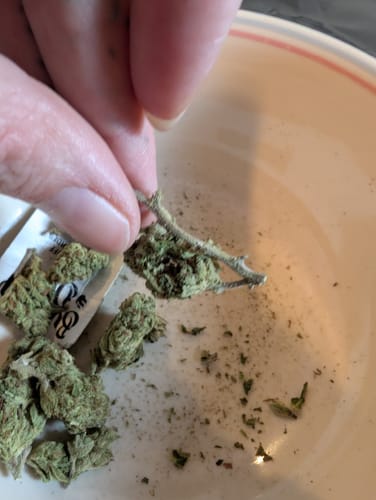 Pineapple Express - 14 Grams - Sativa photo review