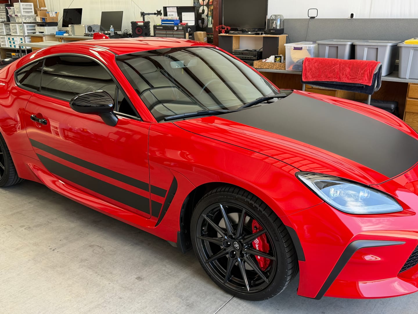 Customer photo review of BLACKLINE® BLACKOUT TRIM & TIRE DRESSING