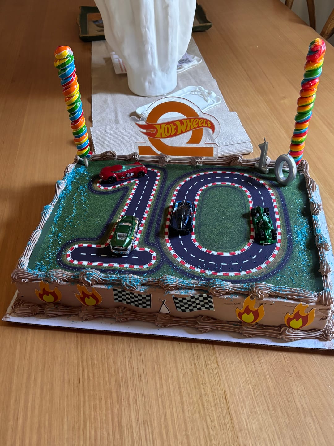 Customer photo review of A3 Rectangle Custom Edible Icing Image