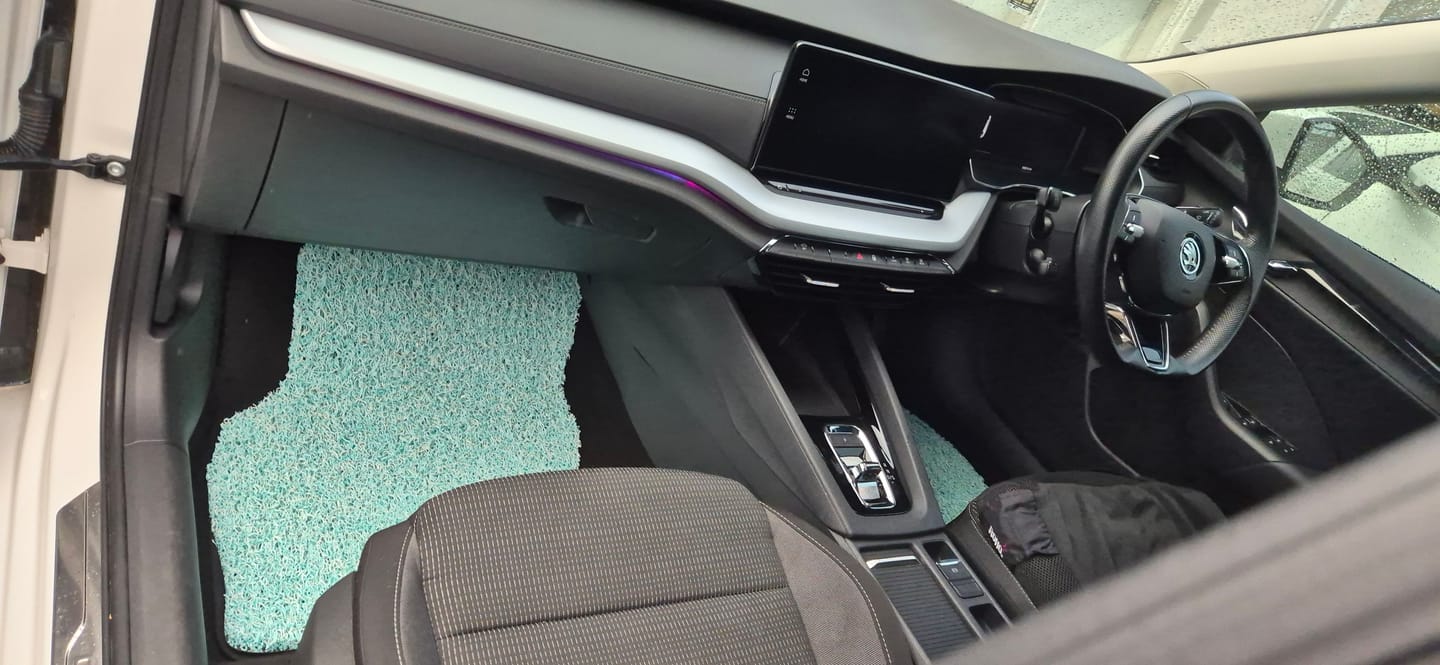 Customer photo review of for Skoda Octavia 2020-Current, Premium Car Floor Mats