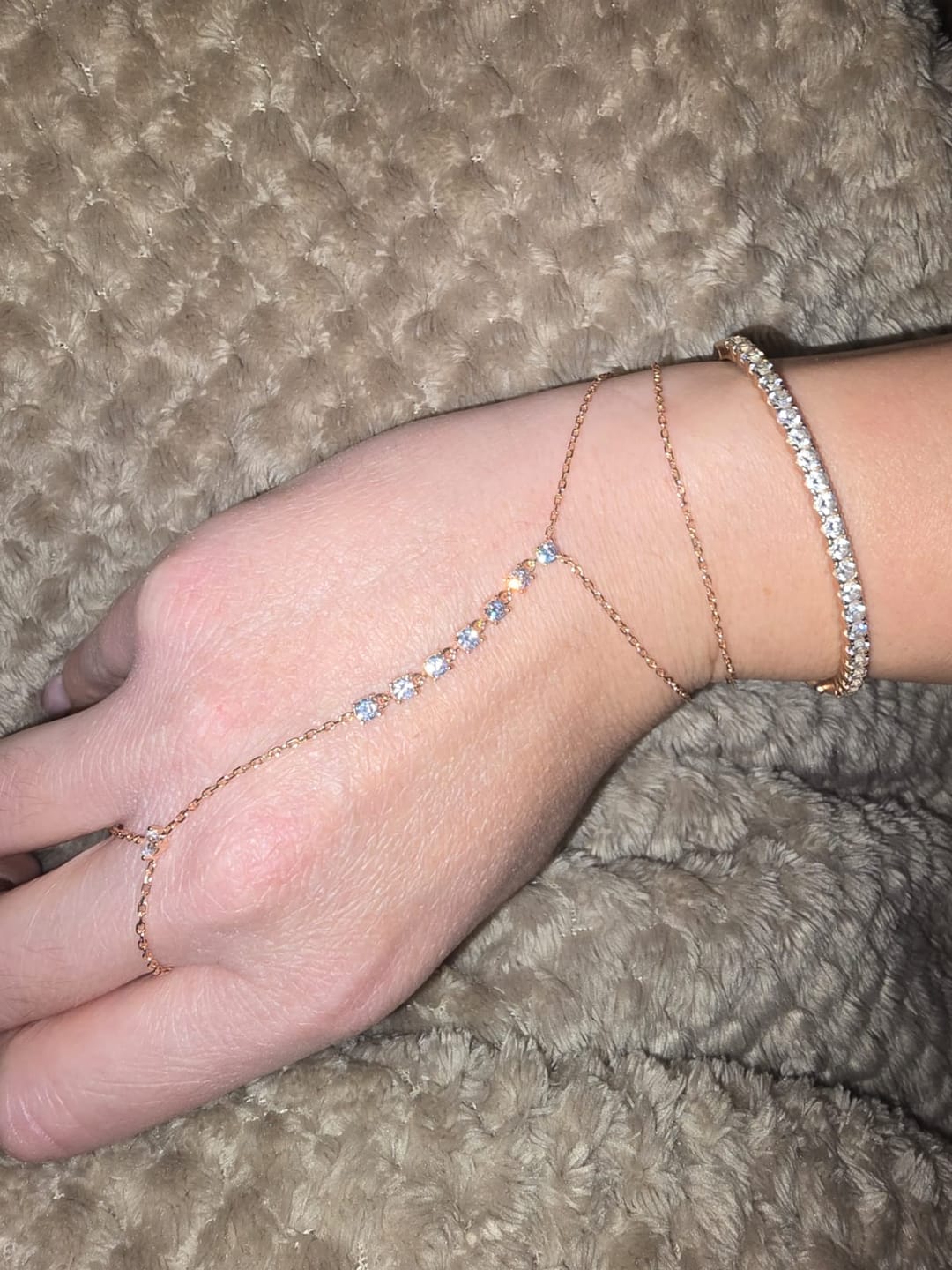 Customer photo review of Line Hand bracelet