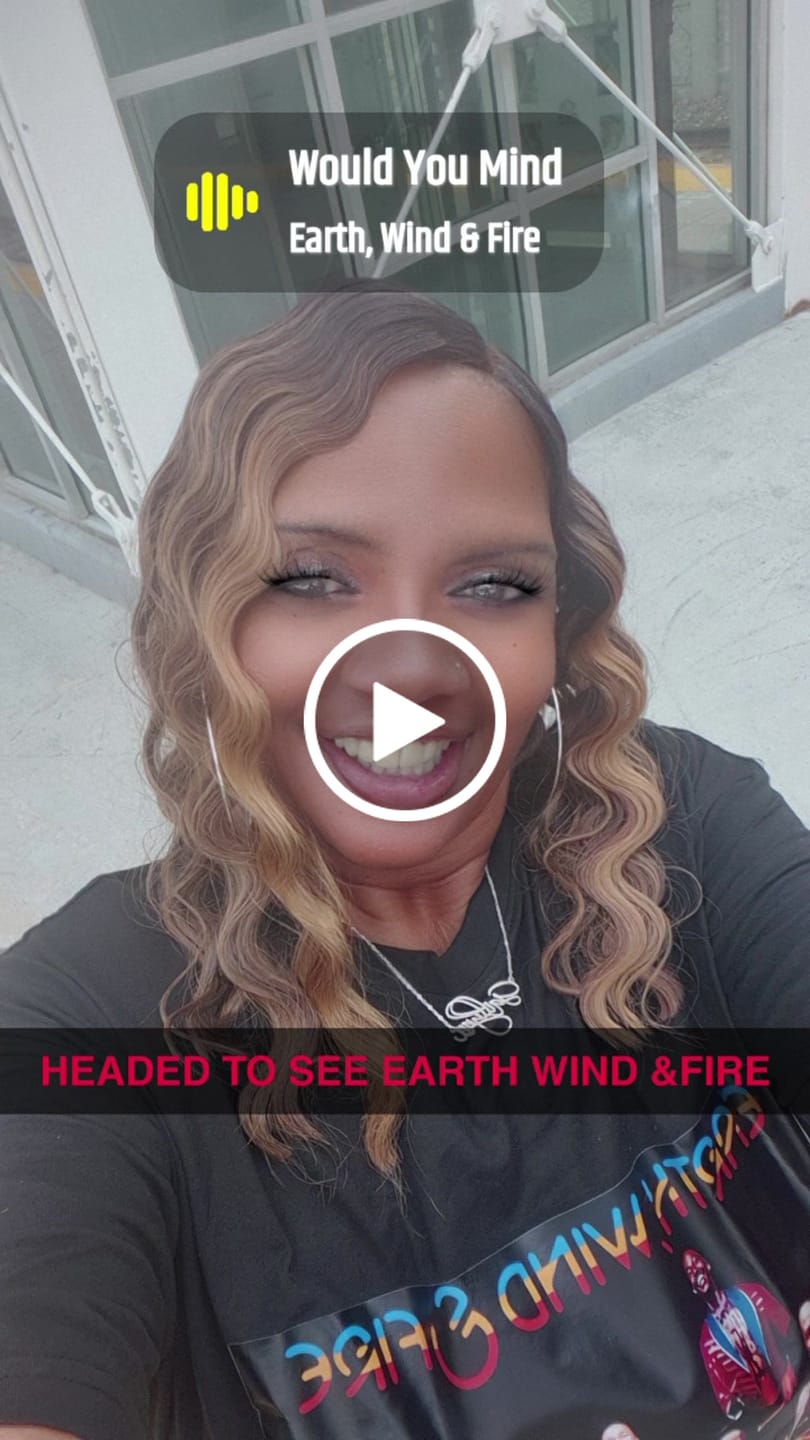 Customer video review of ELIANA - Freetress Equal Level Up Synthetic HD Lace Front Wig