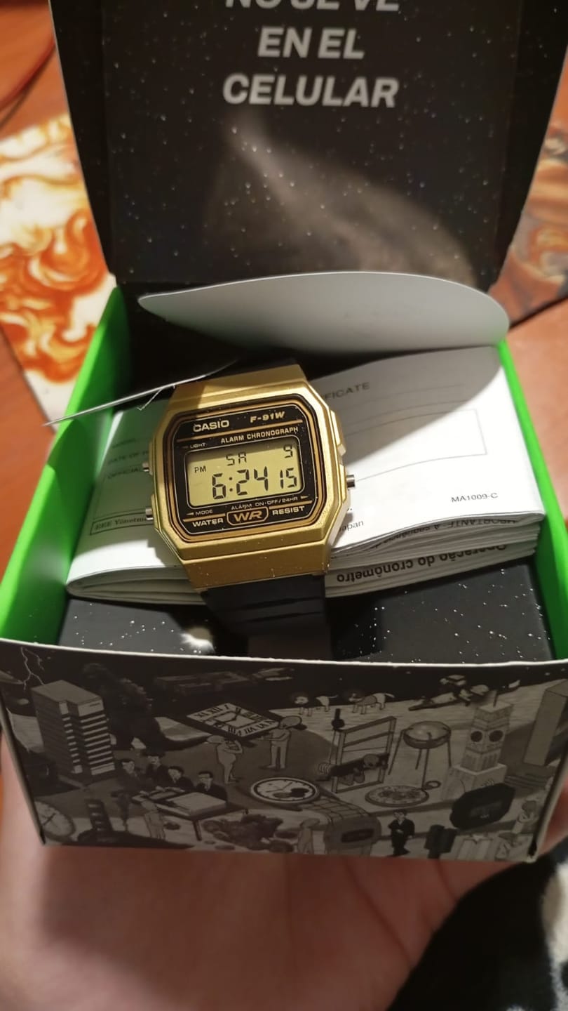 Customer photo review of Reloj Casio Vintage F-91WM-9ADF Dorado/Negro