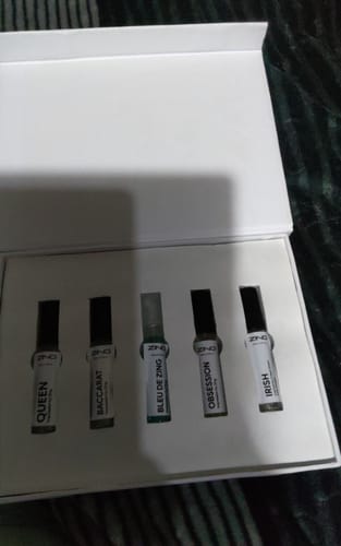Customer's Make Your Own Tester Pack box containing five labeled perfume vials in a white tray.