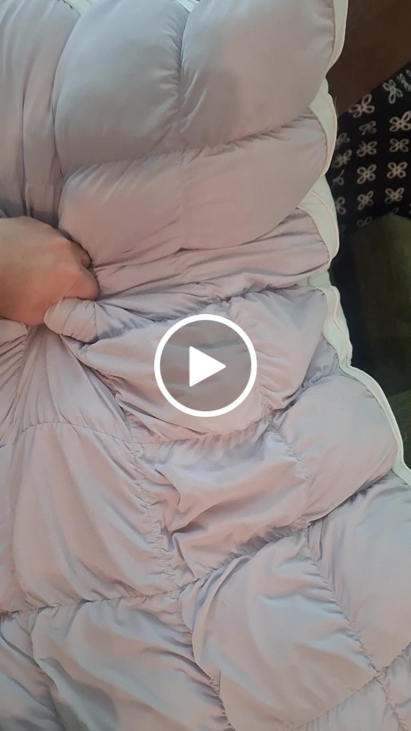 Customer video review of Puff Pillow