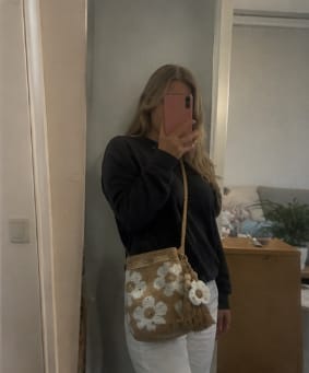 Customer photo review of Bolso de Ganchillo Hecho a Mano