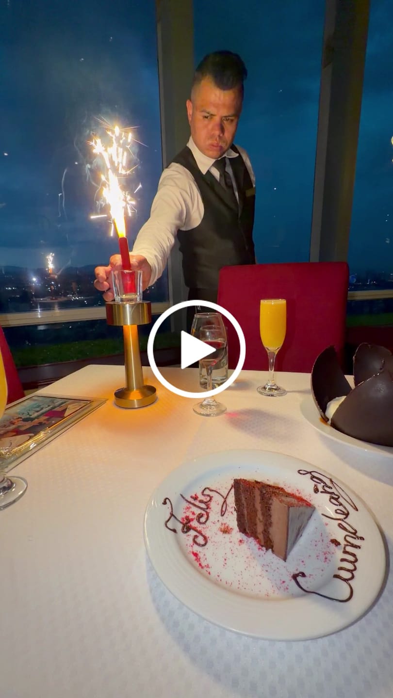 Customer video review of Mejorar postre por Esfera de Chocolate