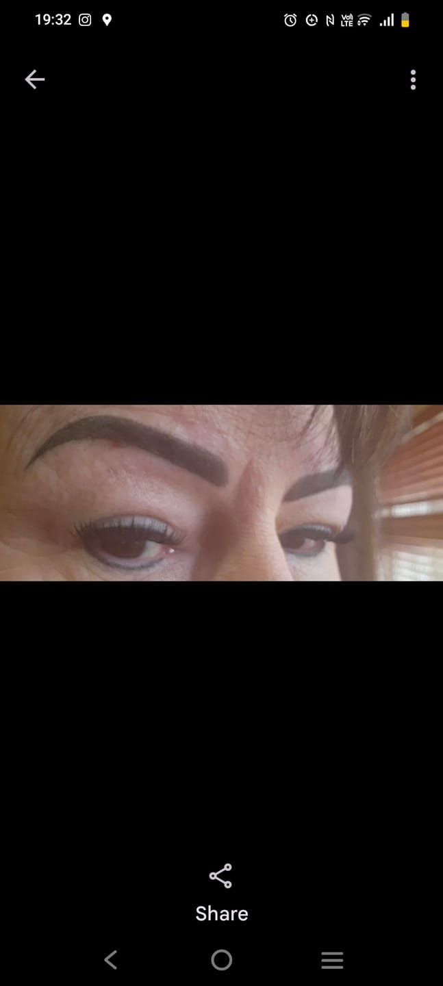 Customer photo review of Donna LashXtend – DIY Lash Extension