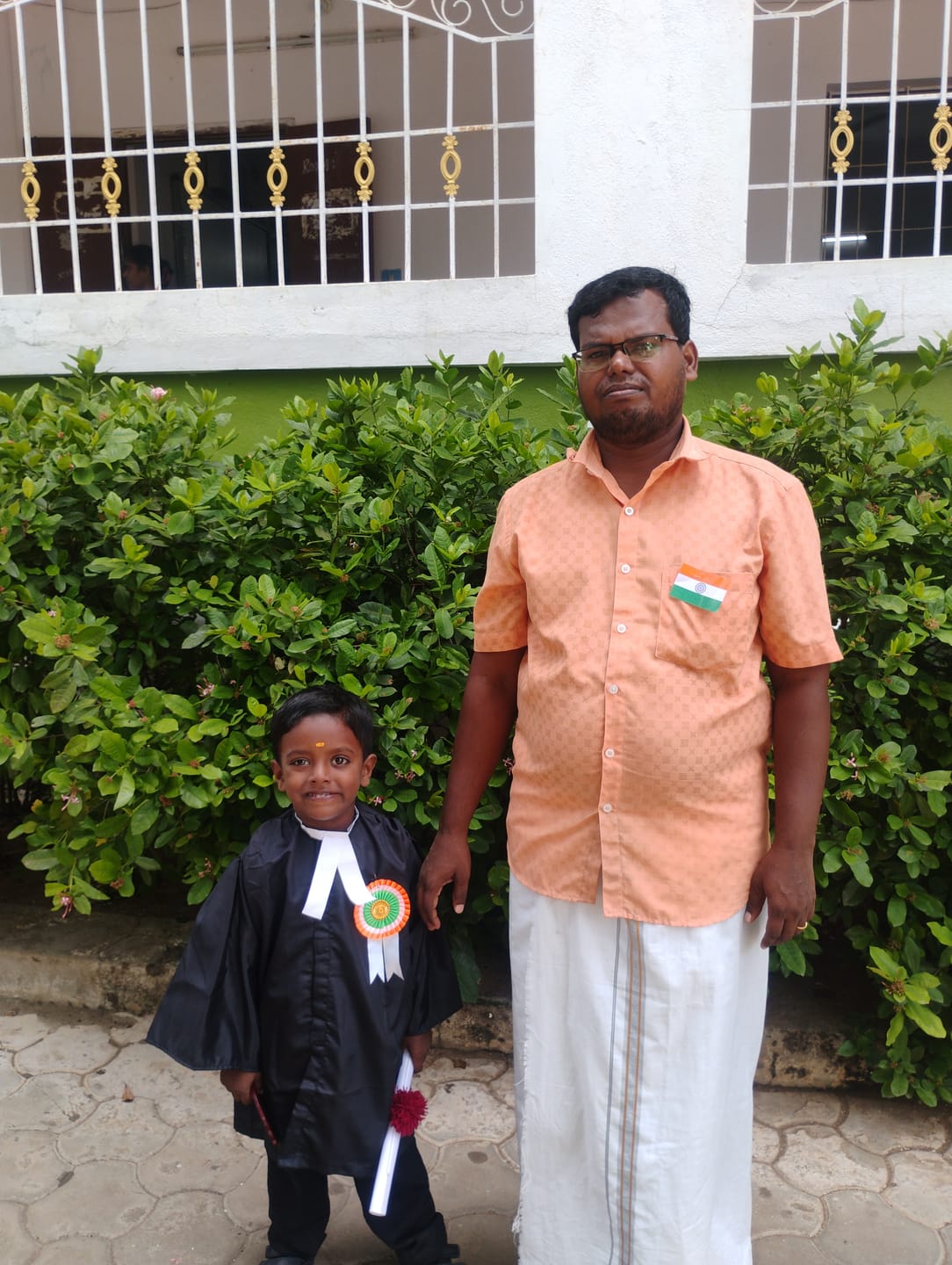 Customer photo review of Lawyer Costume For Boys and girls