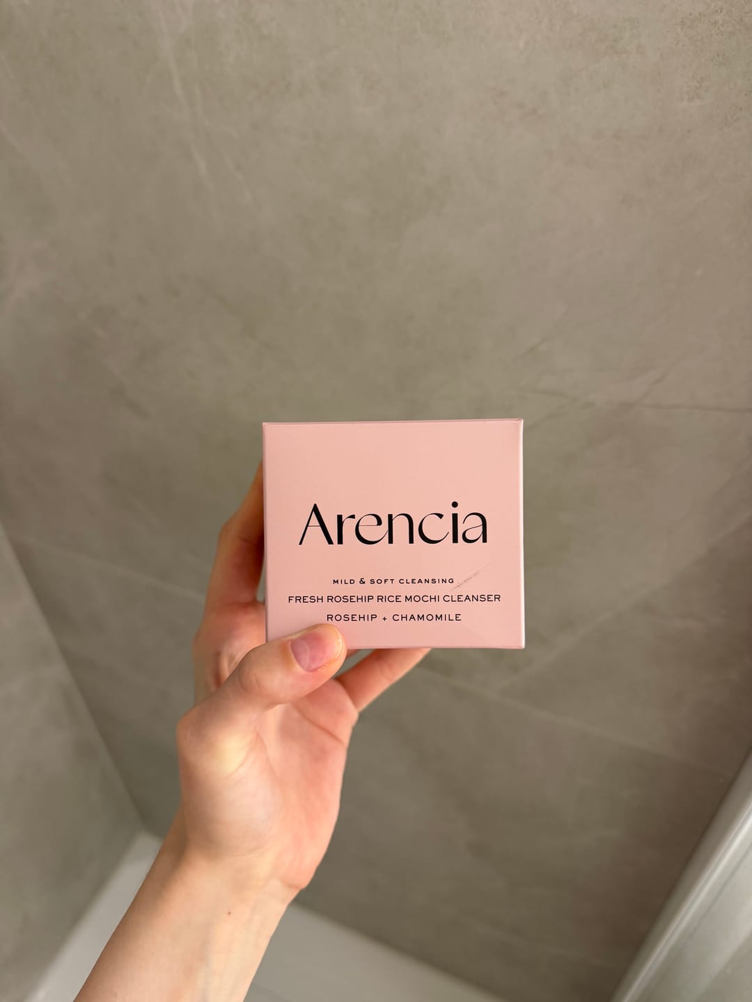 Customer photo review of Sejas ādu attīrošs līdzeklis ar mežrozīšu un kumelīšu ekstraktiem Arencia Fresh Rosehip Rice Mochi Cleanser