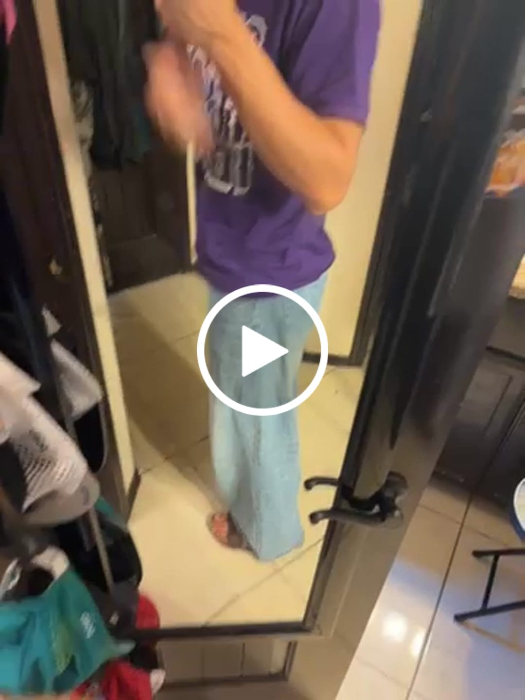 Customer video review of Light Blue Denim V2