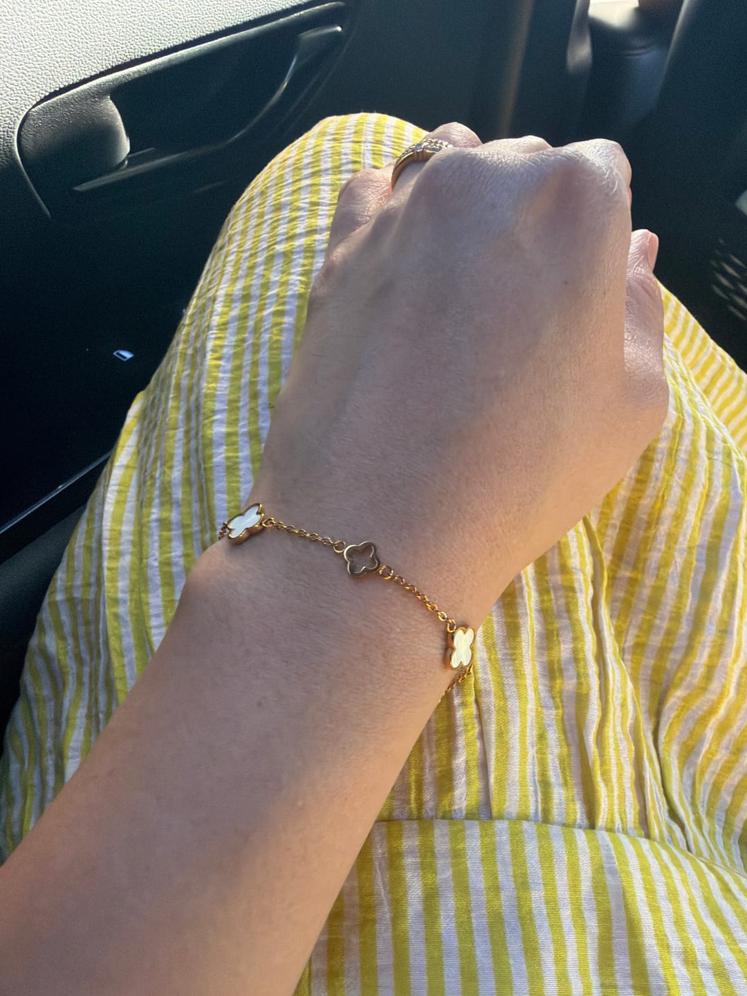 Customer photo review of Lucia Clover Bracelet