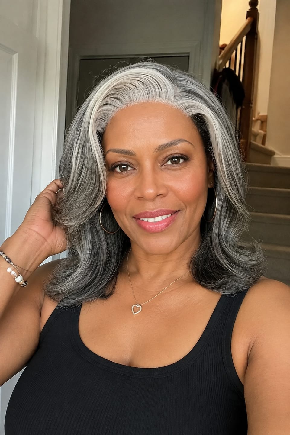 Customer photo review of Luvwin 5X5 Salt & Pepper More Salt Highlight Front Glueless Wave Wig