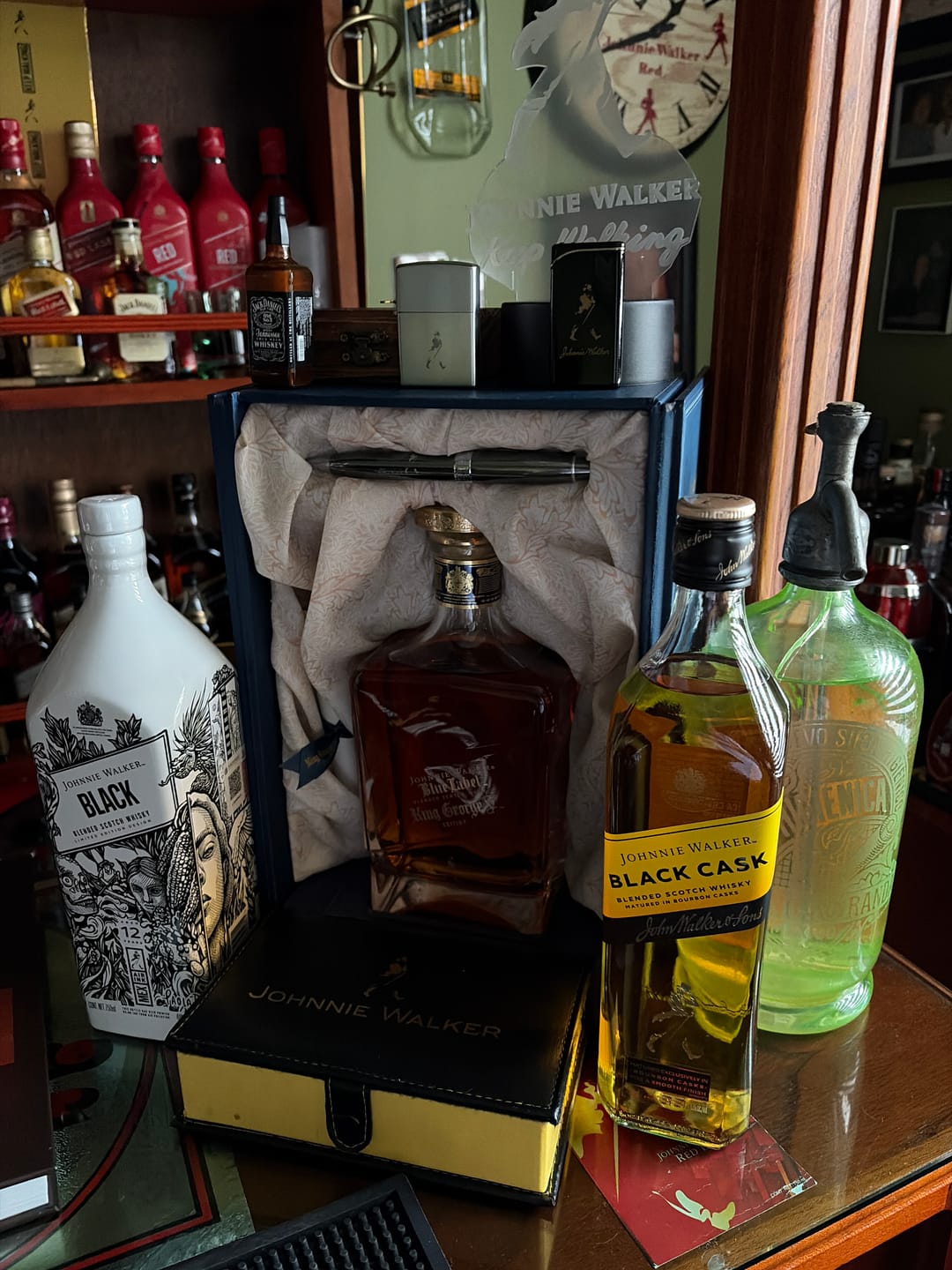 Customer photo review of Johnnie Walker Black Cask Bourbon Cask Matured