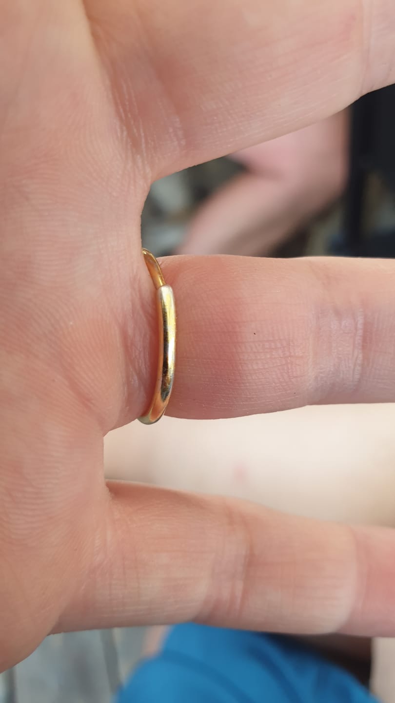 Customer photo review of Anello "Filo Rosso Del Destino"