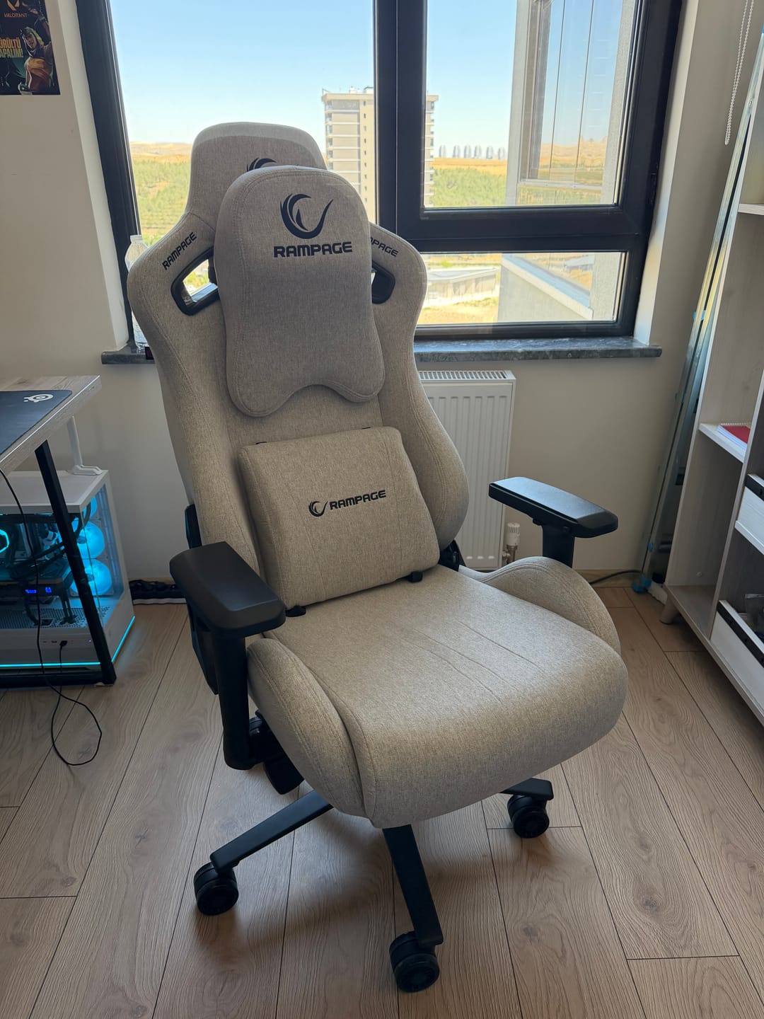 Customer photo review of KL-R21 GRAND - Grand Series Üst Seviye Terletmez Kumaş Oyuncu Koltuğu-Fildişi