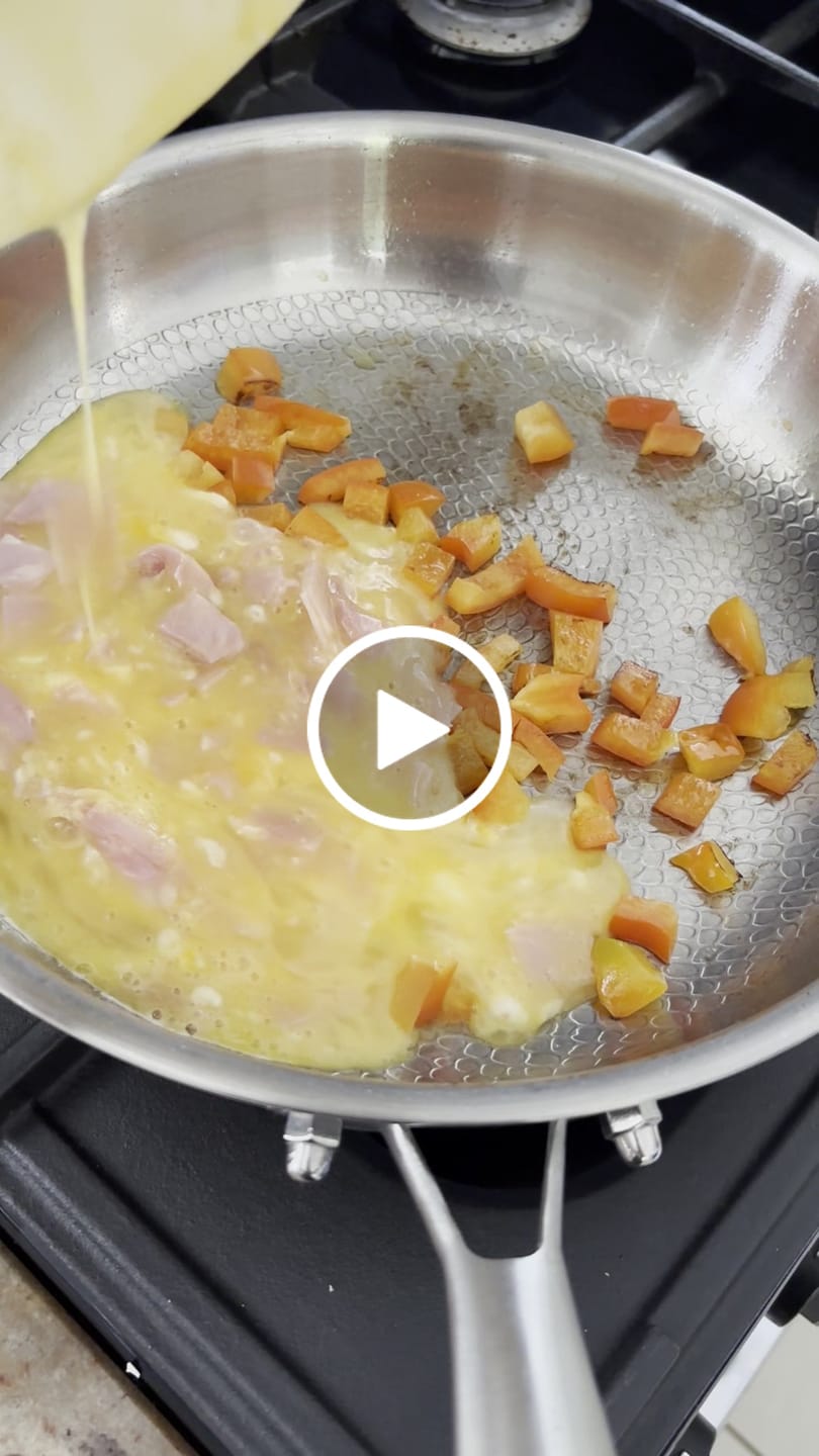 Customer video review of Hand-Hammered Titanium Pan