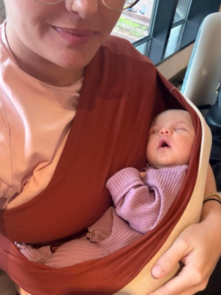 Customer photo review of Mama's Bonding Comforter
