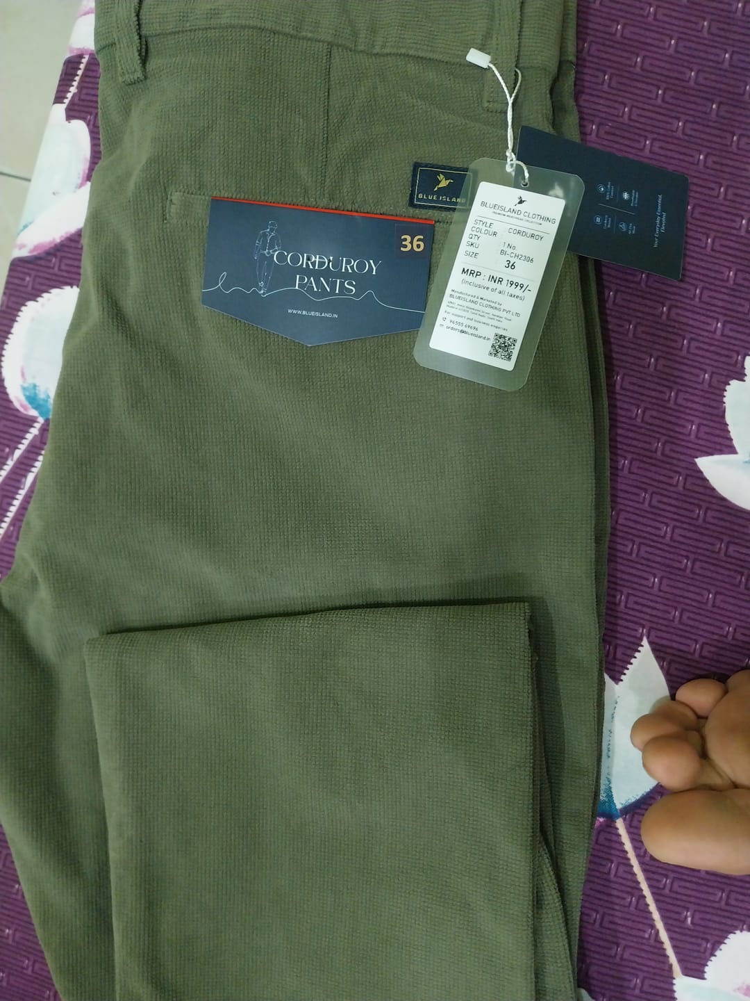 Customer photo review of Olive Textured - Corduroy Pant