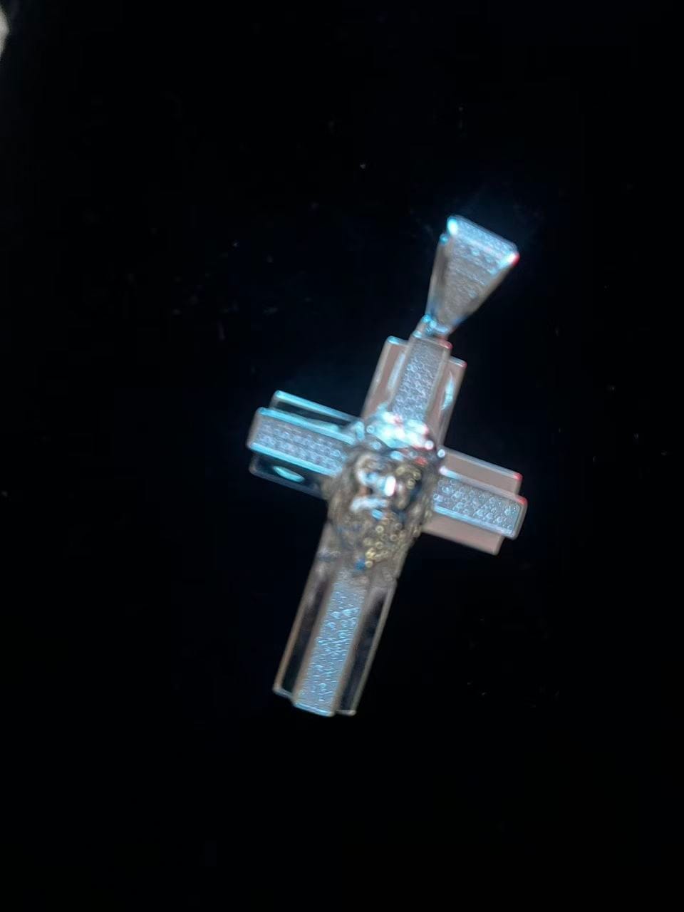 Customer photo review of Jesus Head VVS Moissanite Cross Pendant 925 Silver
