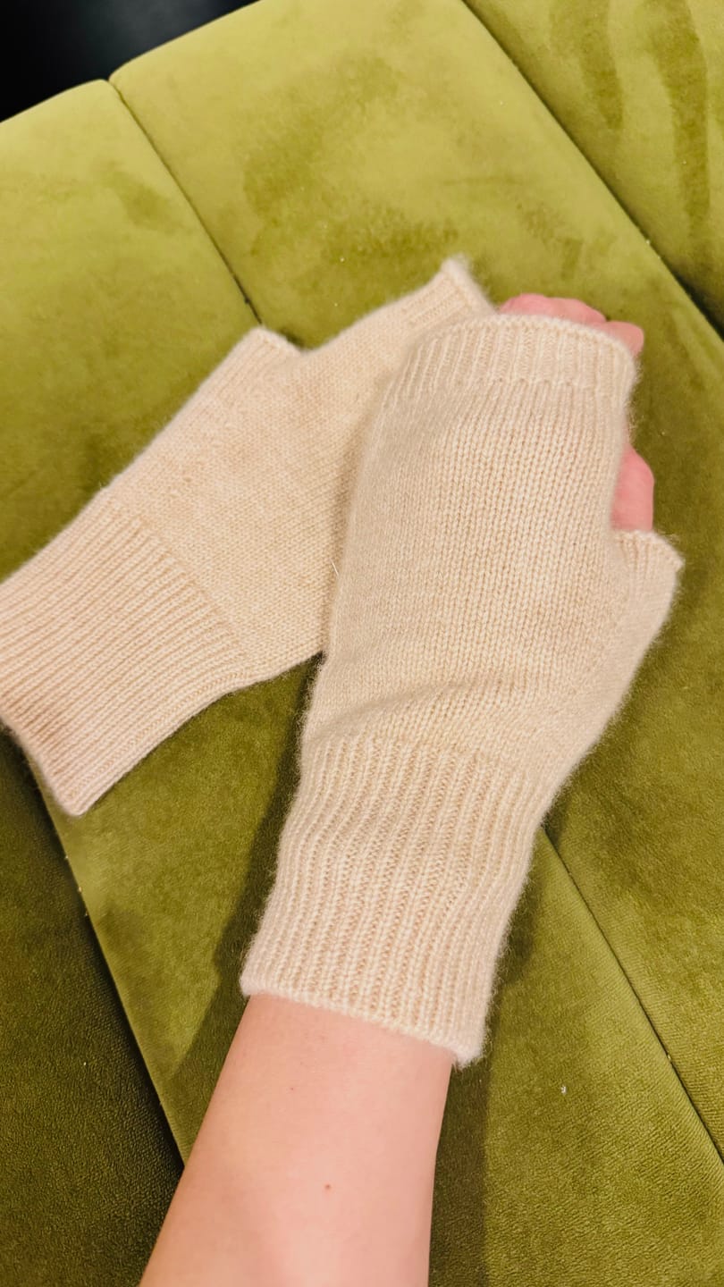 Customer photo review of Cashmere Fingerless Gloves Mittens - Beige