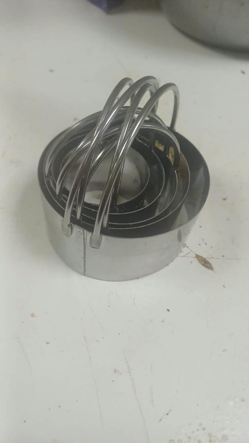 Customer photo review of Pack 5 cortadores redondos  acero inoxidable