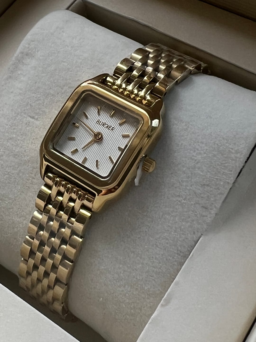 Customer photo review of Macy Petite Gold White