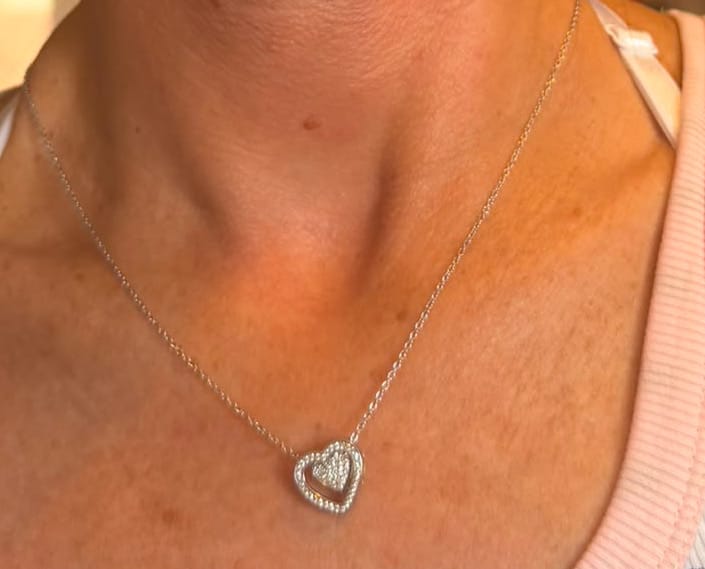 Customer photo review of Big Sis & Lil Sis Love Heart Necklace with Message Card