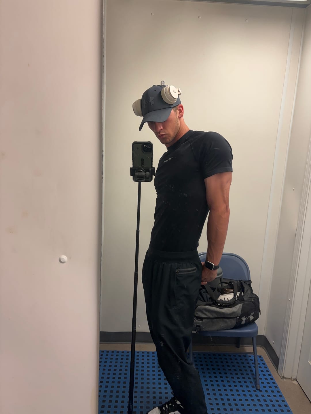 Customer photo review of 4193 - Classic Compression Tees