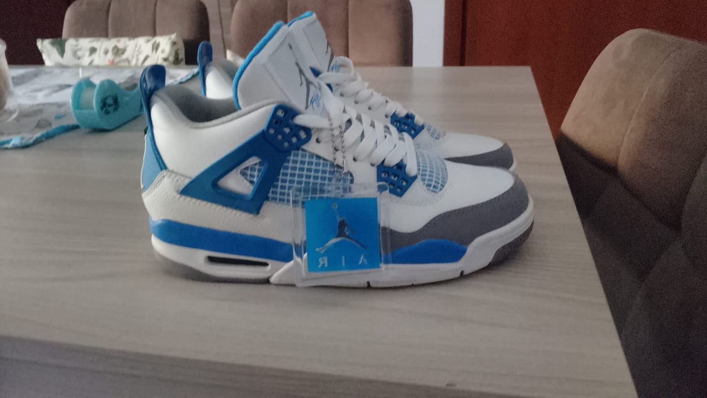 Customer photo review of Nike Air Jordan 4 Retro Military Blue