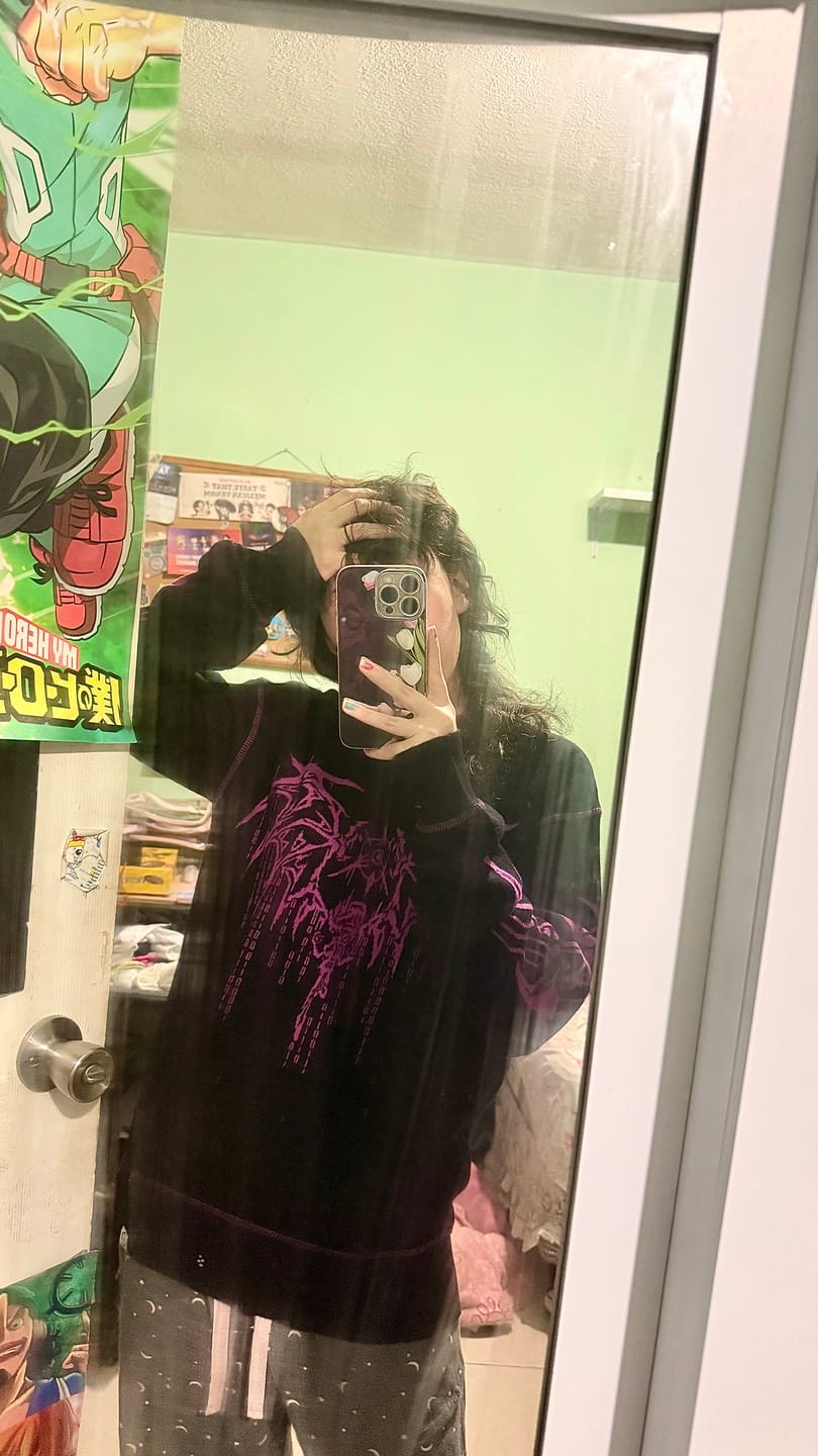 Customer photo review of Solver Uzi Sweater