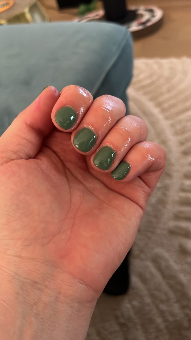 Customer photo review of Warm Olive Dipping Powder