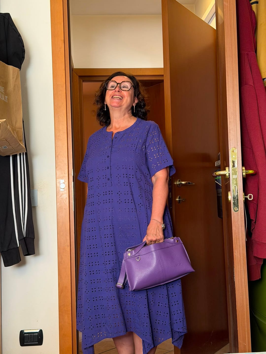 Customer photo review of BORSA SOFY BAGUETTE PELLE VIOLA CHIARO