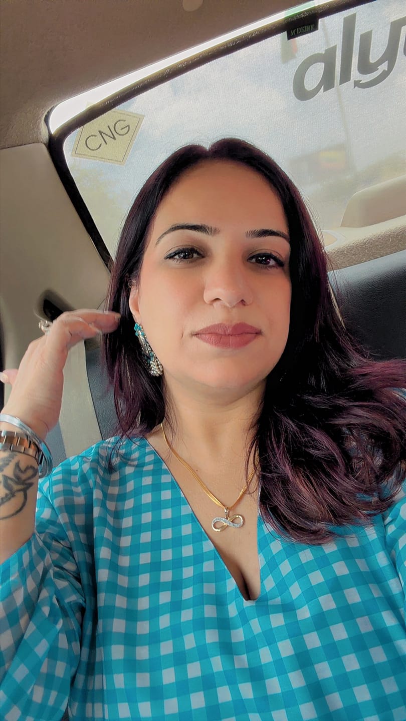Customer photo review of mrinali — kurta & pants