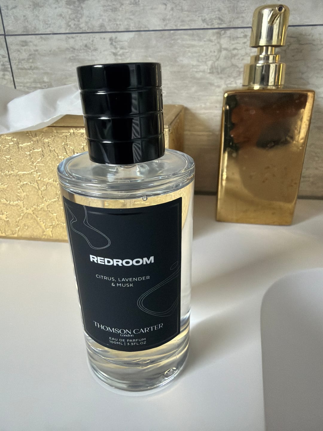 Customer photo review of Redroom | Eau de Parfum