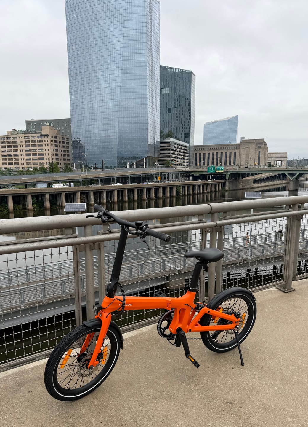 Customer photo review of Tezeus Swift