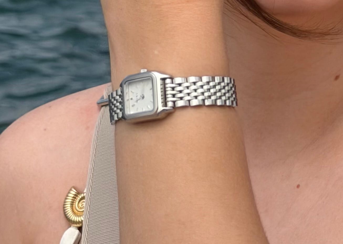 Customer photo review of Macy Petite Silver White